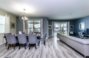 Spacious 6 Bedroom Home FREE Water Park